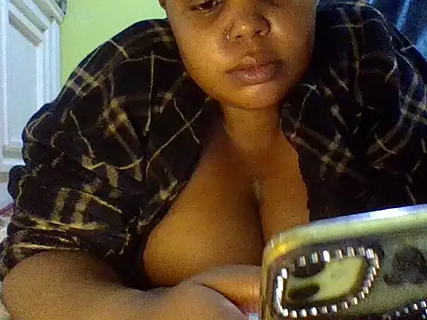 sexychubby22 webcam