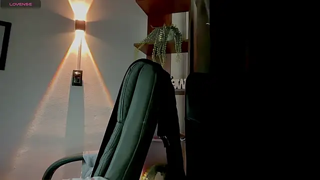 MarcellaGriffin webcam
