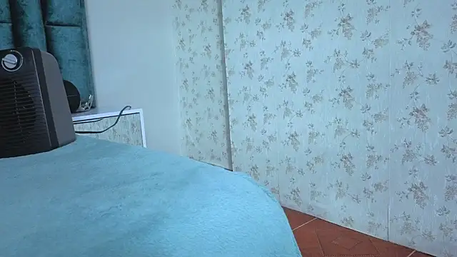 Emma_Foxi webcam
