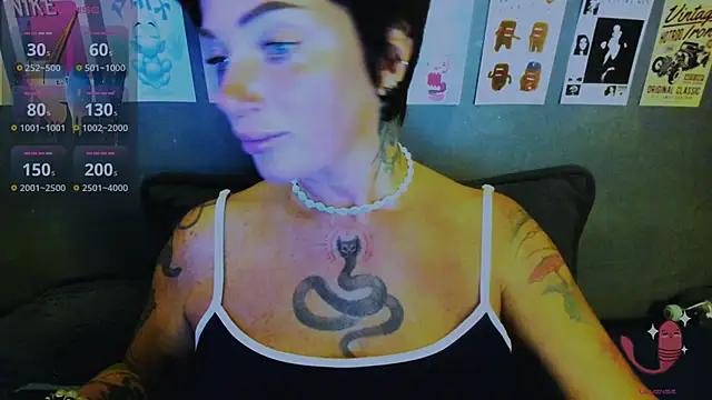 EllieOz webcam