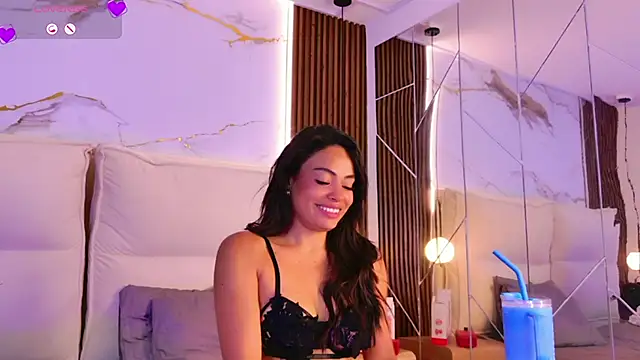 ElenaJamess webcam