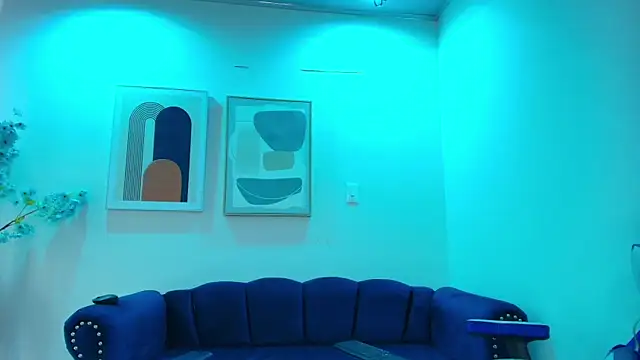 Anya_Volke webcam