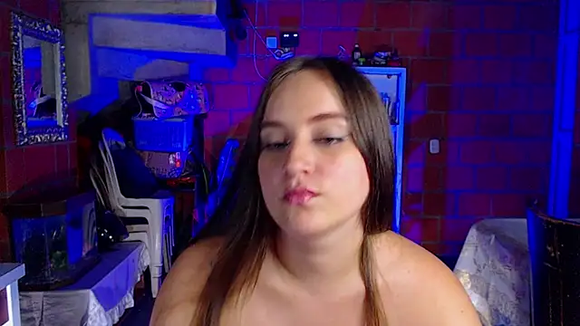 Valerymoon19 webcam
