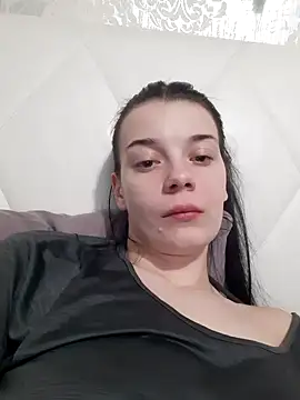 LunaAdika777 webcam