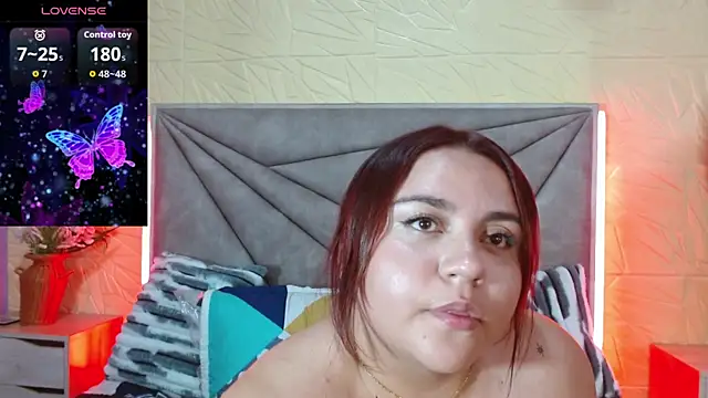 melani_alvares webcam