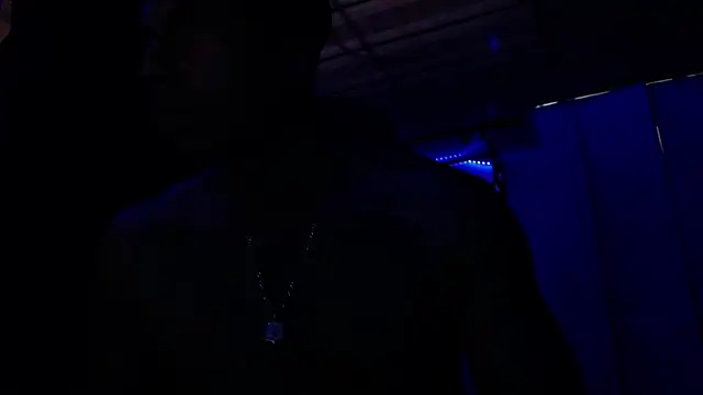Adam_Hudsond webcam