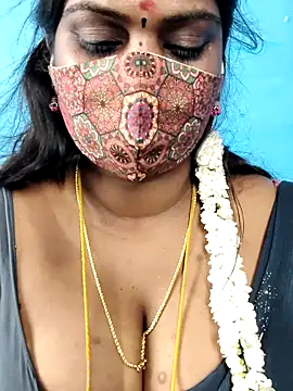 mayaa2u webcam
