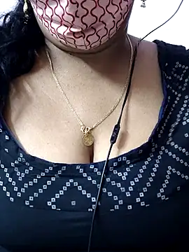 mallu-sumi webcam