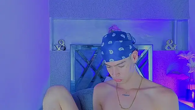 nova_salvatore webcam