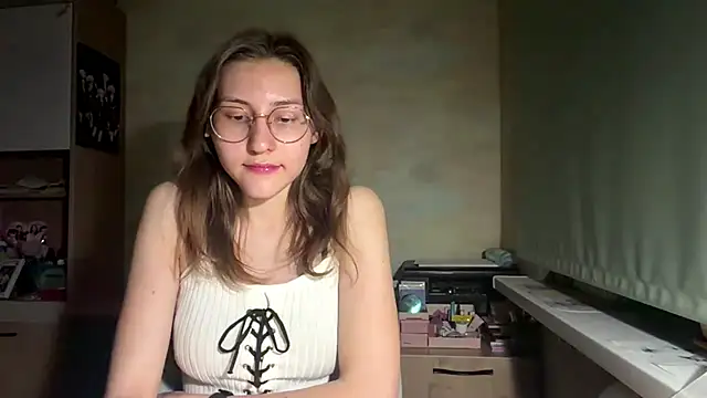 Miaaa_Moon webcam