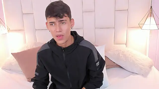 JacobFerrer live sex cam