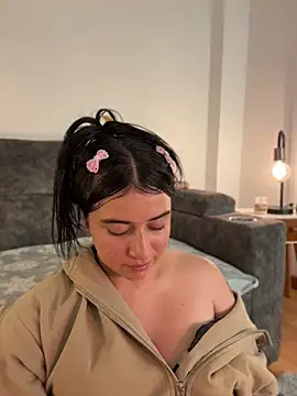 KallyMyller1 webcam