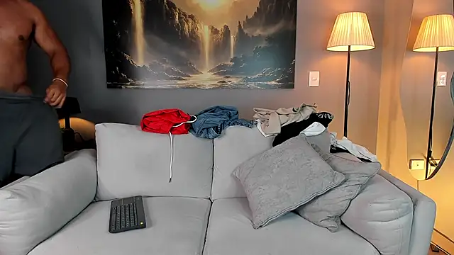 ApoloMakris live sex cam