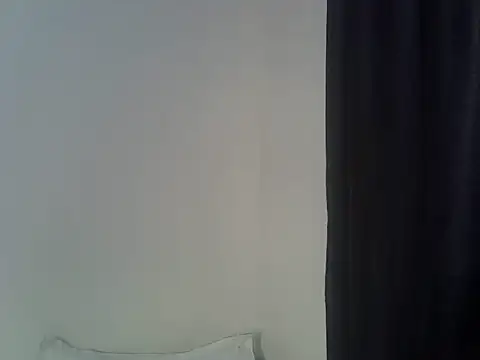 Luna_en_Gee webcam