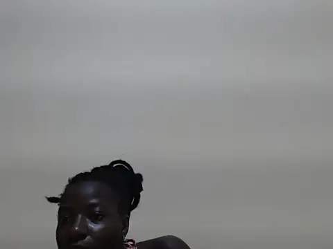 Loola-69 webcam