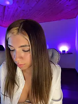 Isabella18_pink webcam