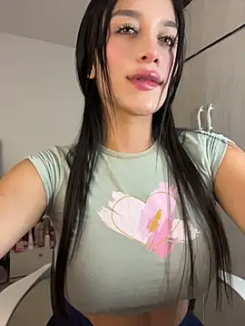 Emmily_19 webcam