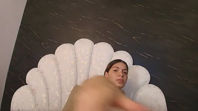 kissme_luna webcam
