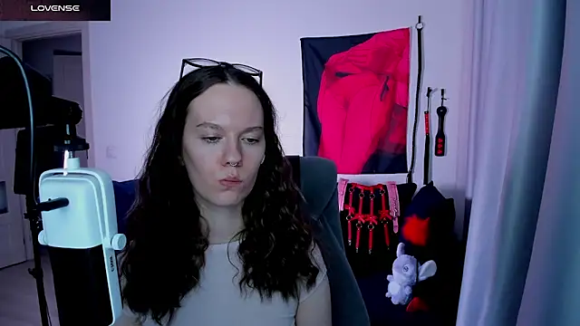 Vulgar_Tamer webcam