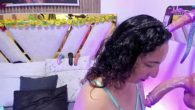 luna_naughty1 - Luna_Naughty1's free webcam - UK Sex Cams