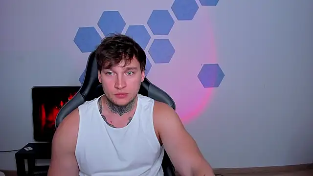 Chris_Tyson live cam