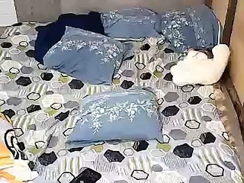 xxhottinybabe webcam