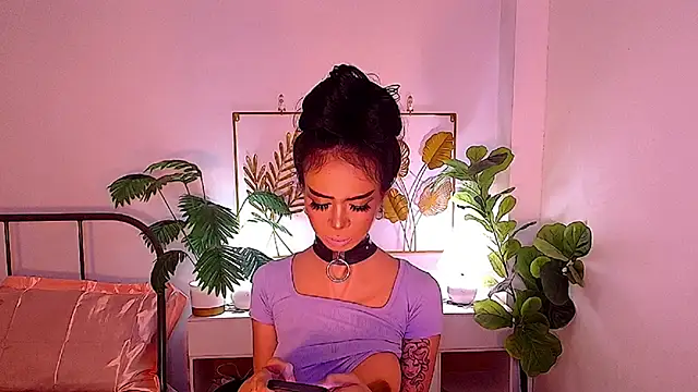 urasianjassgodofgodess_11 webcam