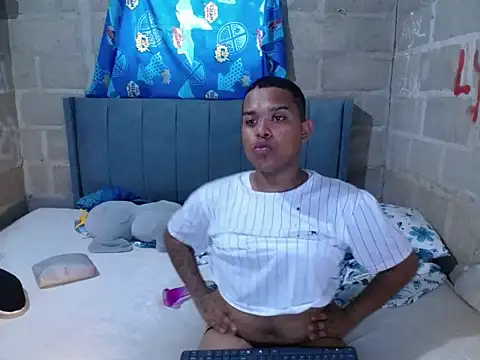BlakeLuxs webcam