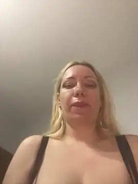 SofiaJoy webcam