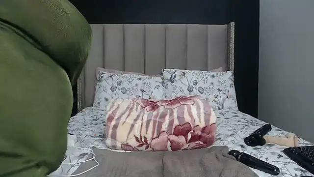Ms__JOJO webcam