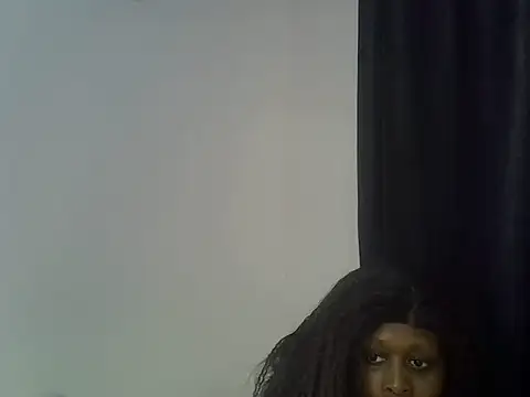 Luna_en_Gee webcam