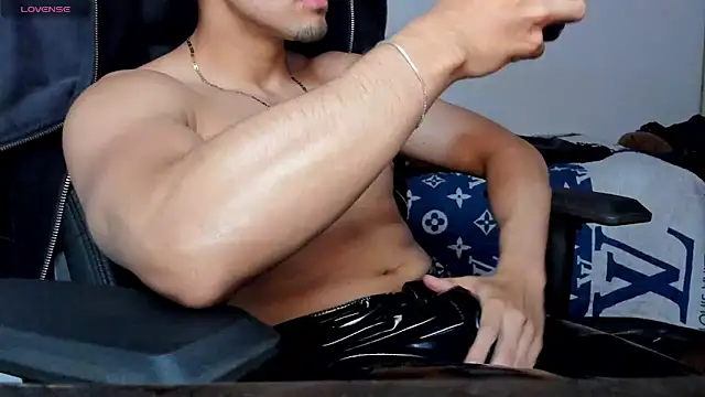 Tommy_Bred webcam