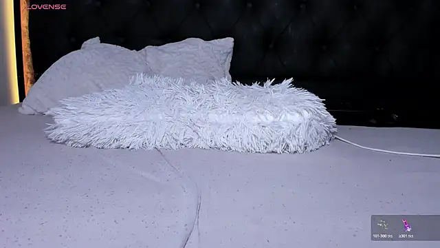 LiaKarter webcam