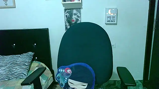 zaray_bella webcam