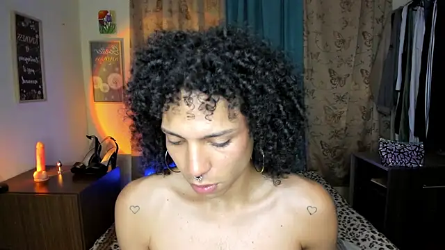 Angel_White25 webcam