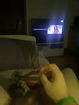 Elian-Luca live sex cam