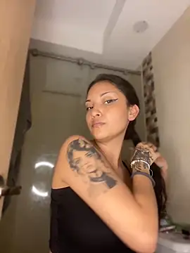 baby_lizy webcam