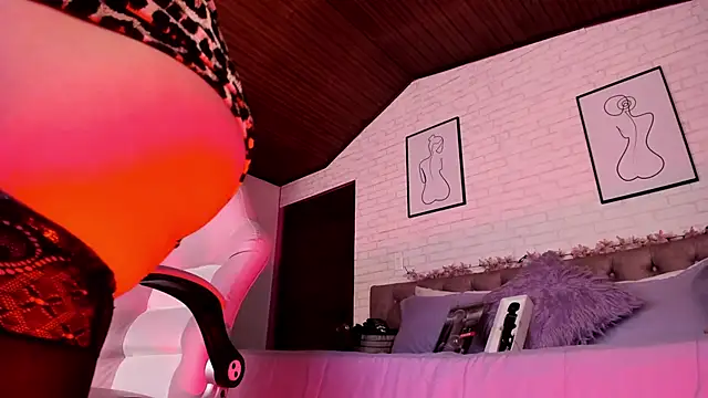 Kitty_Pam webcam