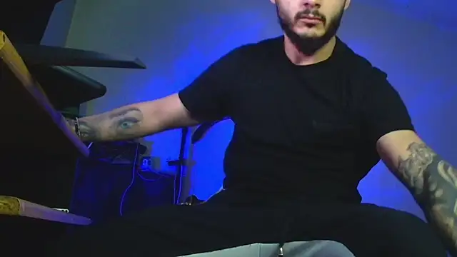 XanderCage99 webcam