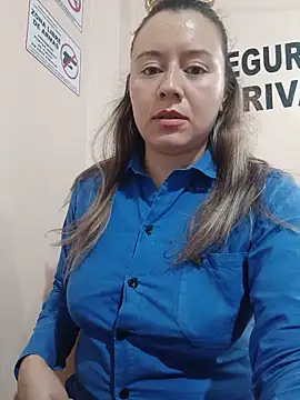 hannah-colx - Hannah-colx's free webcam - UK Sex Cams