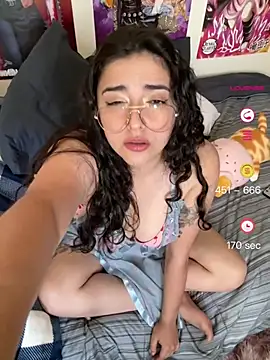 Ales_Kitten_Live