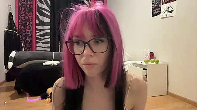 WifeAileen webcam
