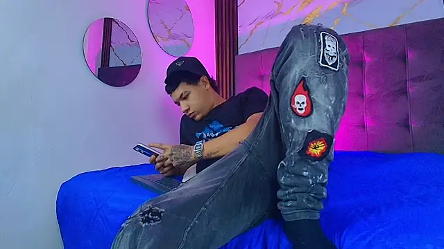 bick_jhonn webcam