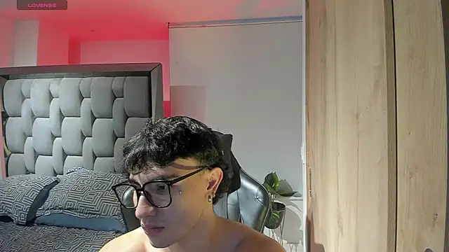 zack_lenox webcam