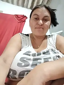 Horny-Mommy-Dirty live cam