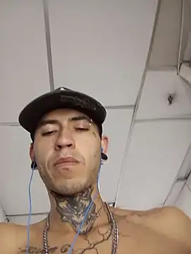 Tattoboy19cm live cam