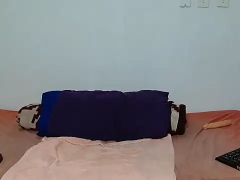 Feathergal69_ webcam