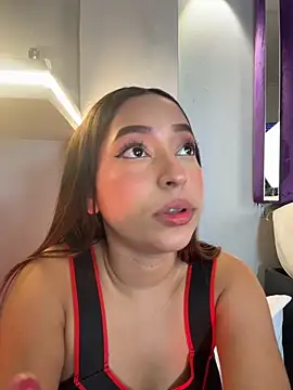 MiaCamille_ webcam