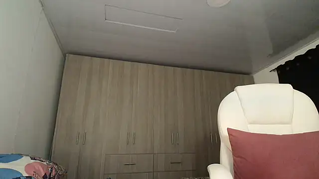 Cherry_Bluee webcam