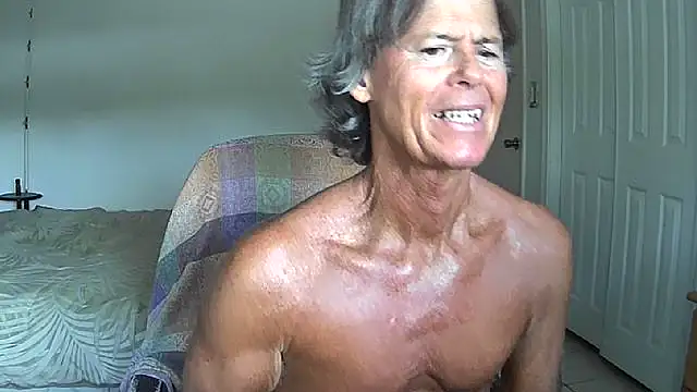 nakeedcowboi65 live cam